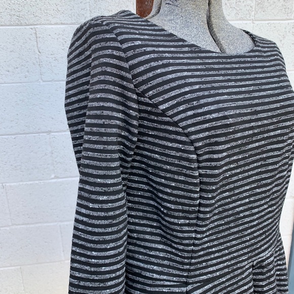 💝5/$25💝 EUC Merona striped dress - Picture 5 of 9